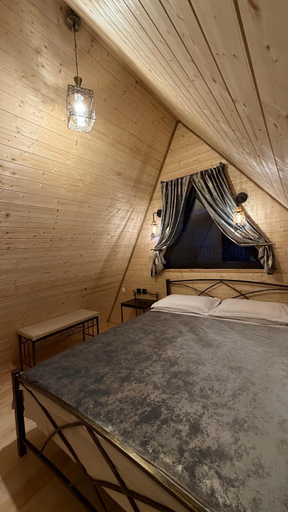 Others 2, Golden Star Cottage, Kazbegi
