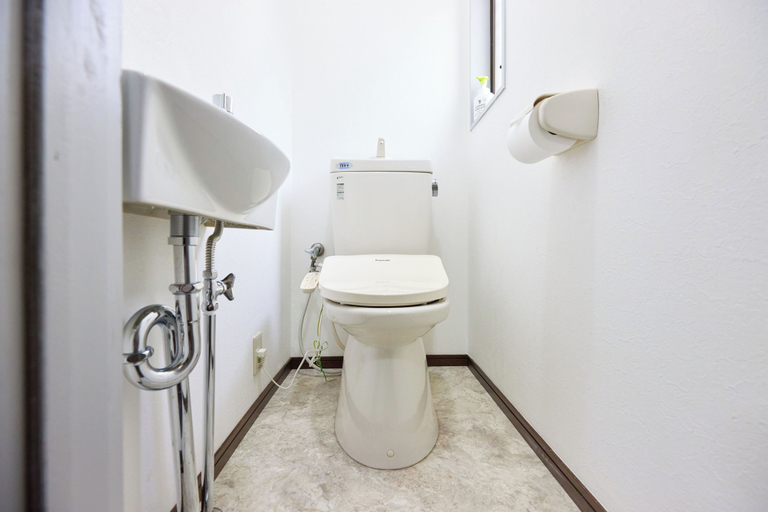 Bathroom 3, Q stay Kita-senju, Adachi