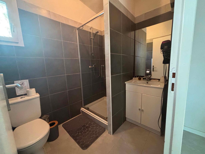 Bathroom, Gites Terra di a Bravona, Haute-Corse