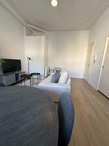 Room 5, Meerdervoort A1 in Den Haag, The Hague