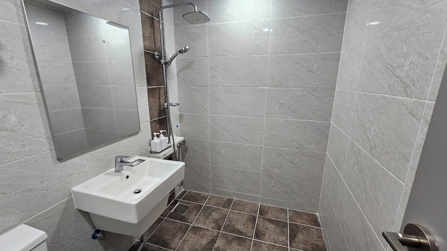 Bathroom 4, Newocean Resort, Jeju