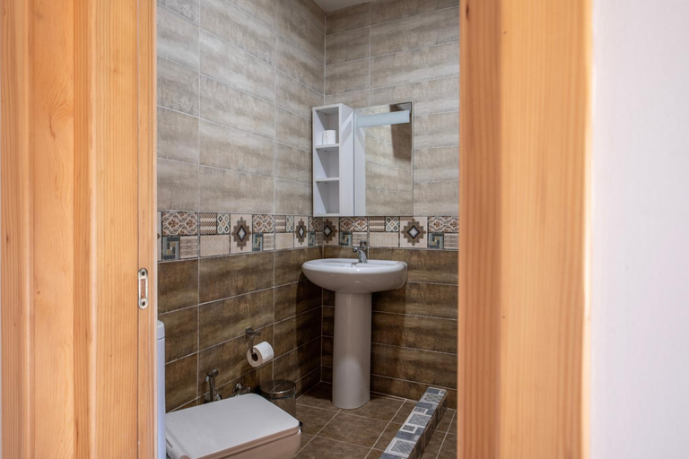 Bathroom, Anne's Hotel in Mestia, Mestia