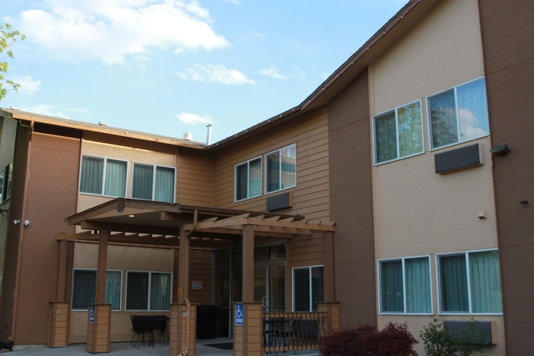 Exterior & Views 2, Boulder Twin Lakes Inn, Boulder