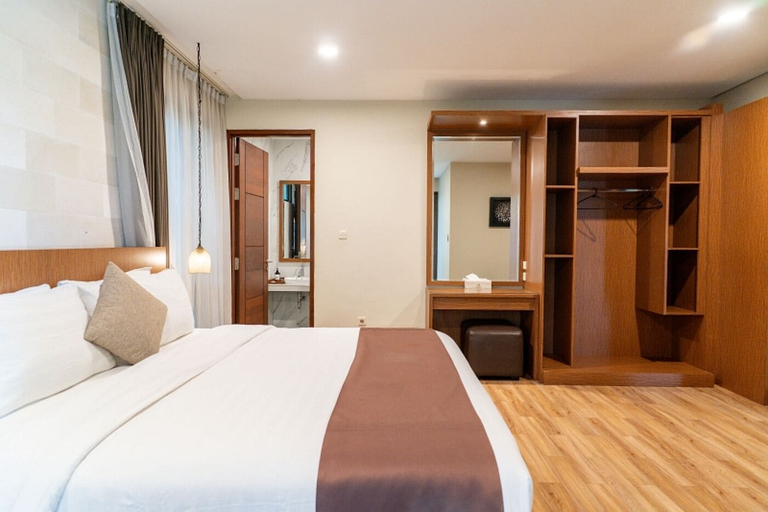Bedroom 3, Breeze Blows City View 5 Br Heated Pool and a Billiard, Bandung