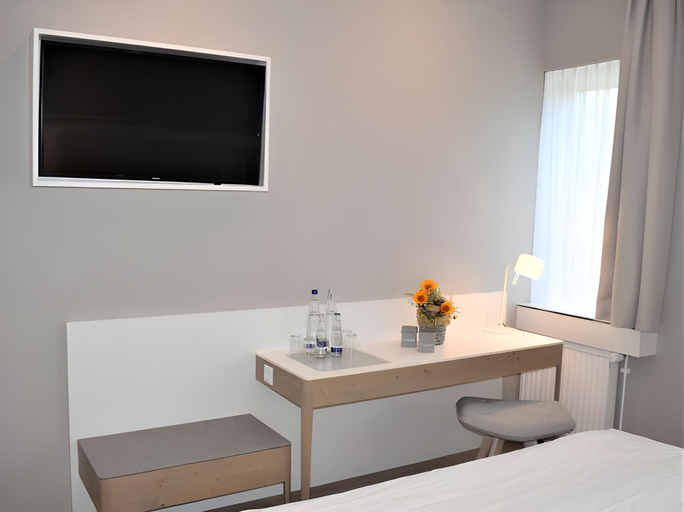 Bedroom 3, Vienna House by Wyndham Frankfurt South, Frankfurt am Main