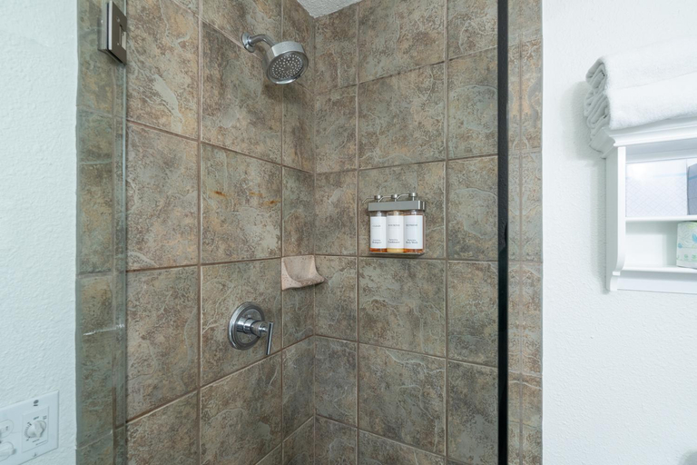 Others 5, Manitou Lodge 2 by Alpine Lodging Telluride, San Miguel
