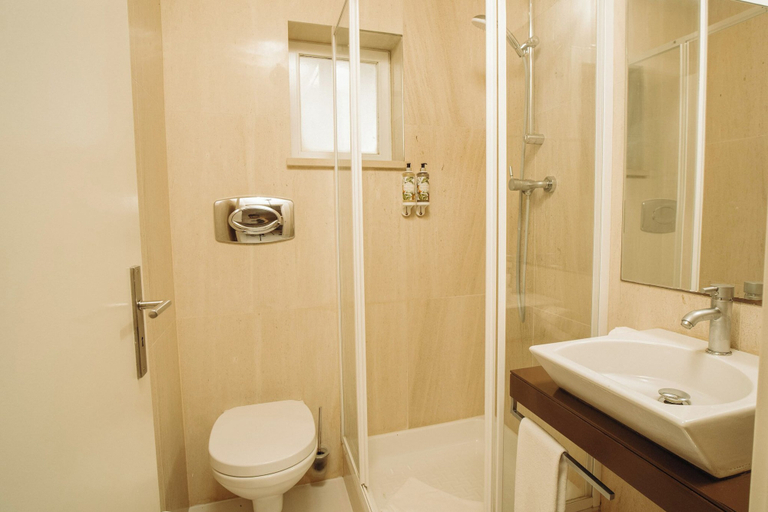 Bathroom 5, Vale del Rei Hotel & Villas, Lagoa
