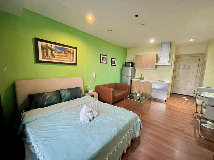 Bedroom 2, Gramercy Residences with Free Pool, WIFI, Sauna and Gym, Makati City