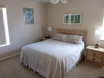 2, Seahorse Landing, Levy