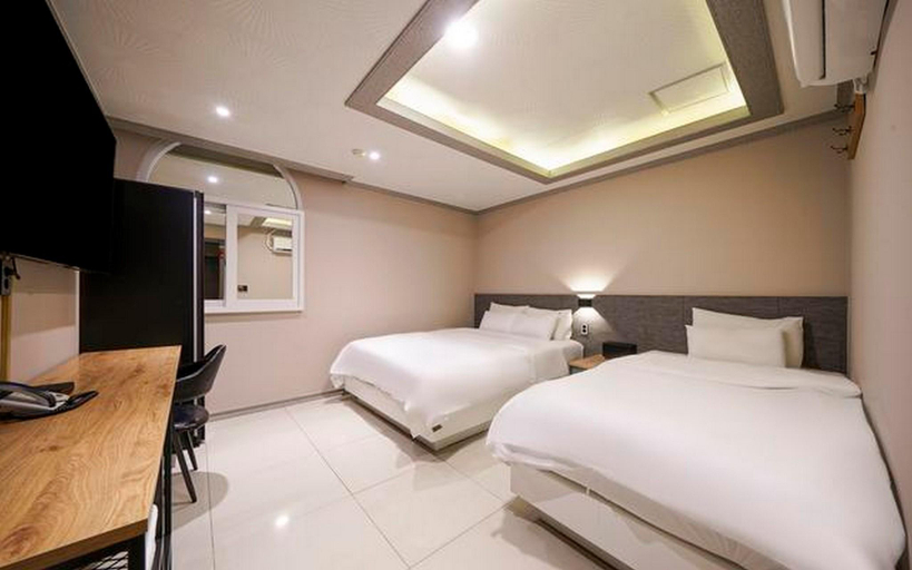 Bedroom 2, Mokpo Hotel Lusso, Muan