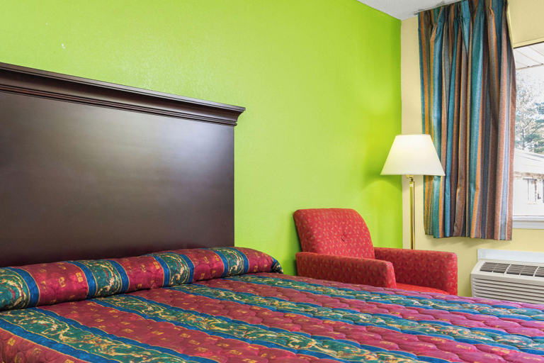 Bedroom 2, Executive Inn Portland, Robertson