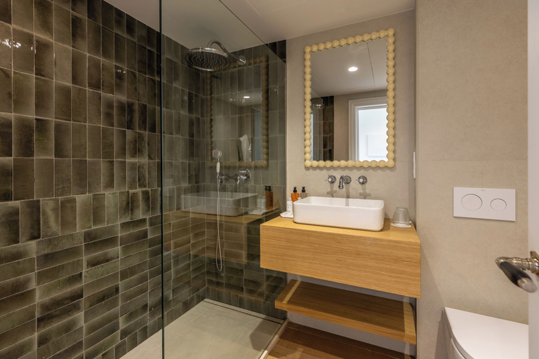 Bathroom 5, Hoposa Panorama, Baleares