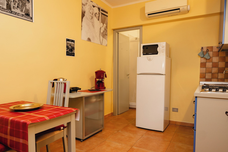 Interior 5, Studio House da Pasolini a Mastroianni, Rome