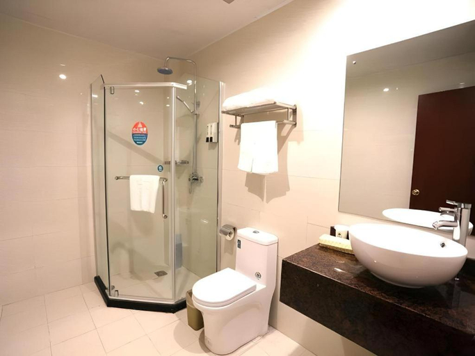 Bathroom, GreenTree Inn Nanjing Gaochun District Old Street Scenic Spot Express Hotel, Nanjing