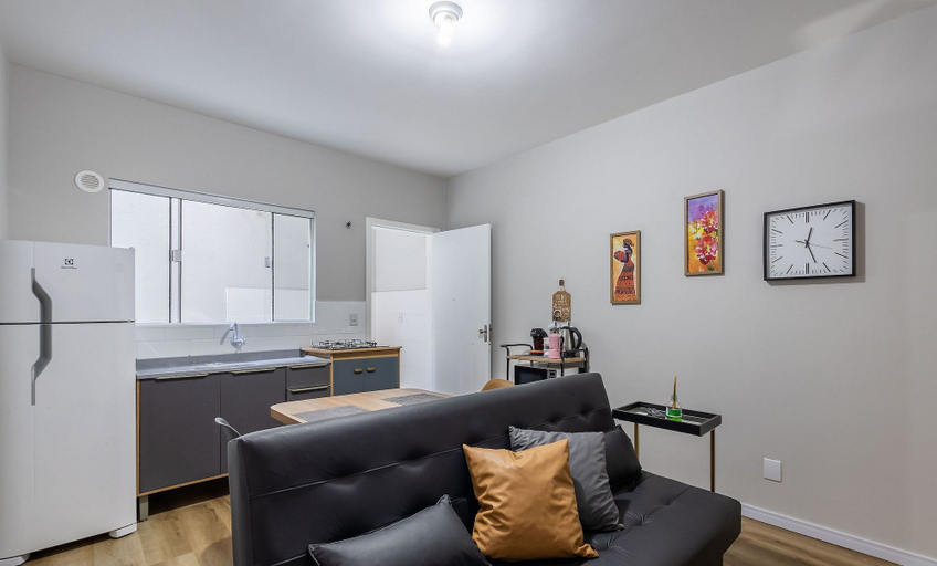 Living area 3, Comfort and Convenience in Downtown Itajai - CAR, Itajaí