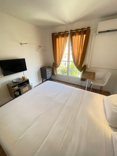 Bedroom 4, Apparthôtel New Palmarium, Pyrénées-Orientales