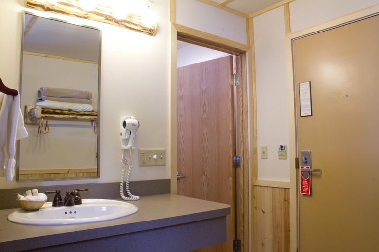 Bathroom 5, Lake Lodge, Teton