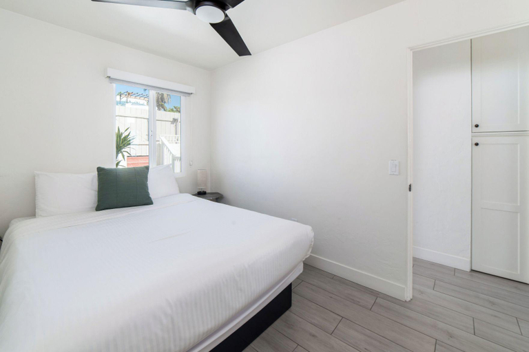 Bedroom 4, Pacific Villas, San Diego