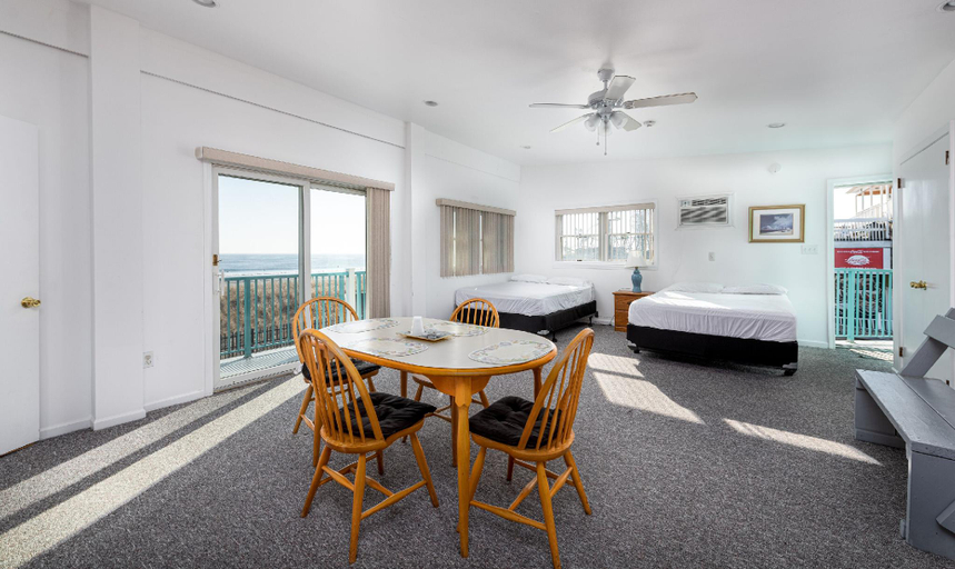 Others 5, Boardwalk Sand & Surf Beach Hotel Oceanfront, Ocean
