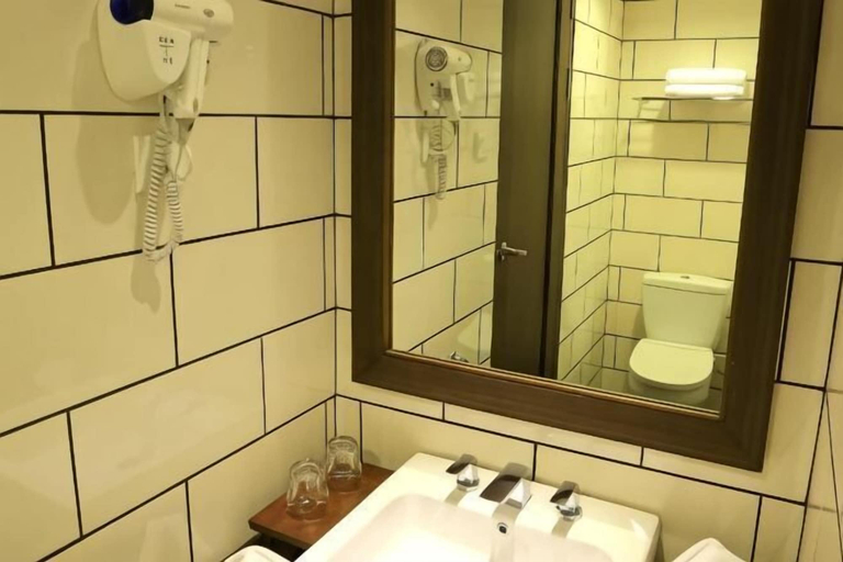 bathroom 21