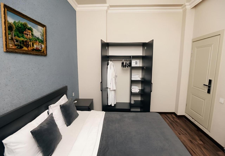 Bedroom 2, Green Garden Hotel, Baku