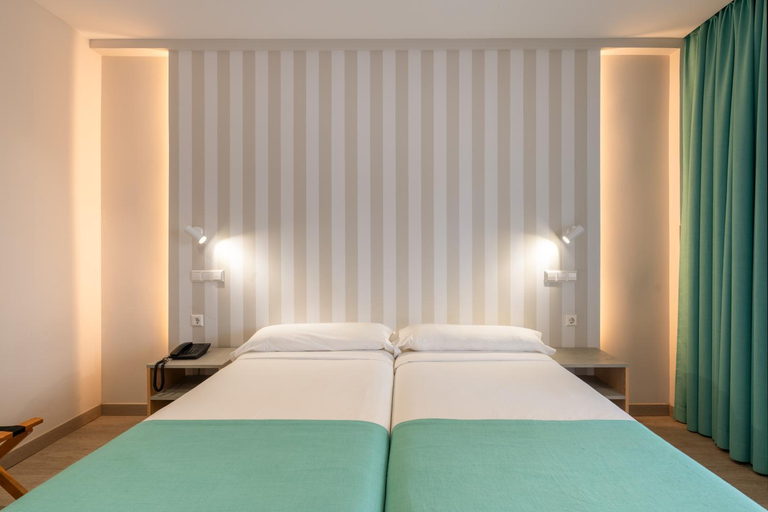 Bedroom 3, Poseidon Resort, Alicante