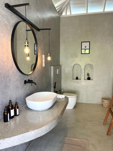 Bathroom 5, Mana, Habaraduwa