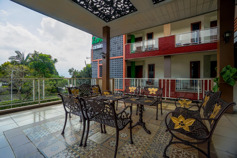 Others 2, Hotel Zavier Batu, Malang