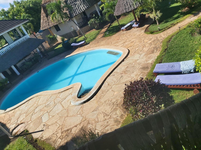 Sport & Beauty 2, DIANI PARADISE VILLAS, Msambweni