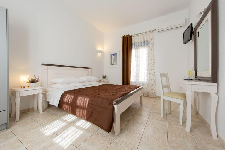 Bedroom 2, Sea Side Beach Hotel, South Aegean
