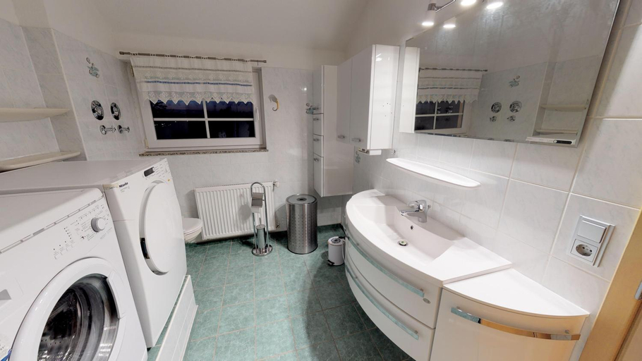 Bathroom 2, Haus Silbermowe, Vorpommern-Rügen