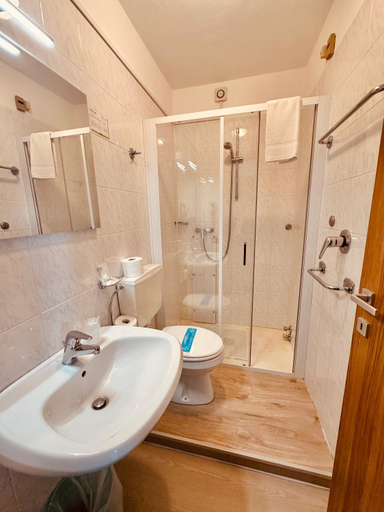Bathroom 4, Hotel Playa, Venezia