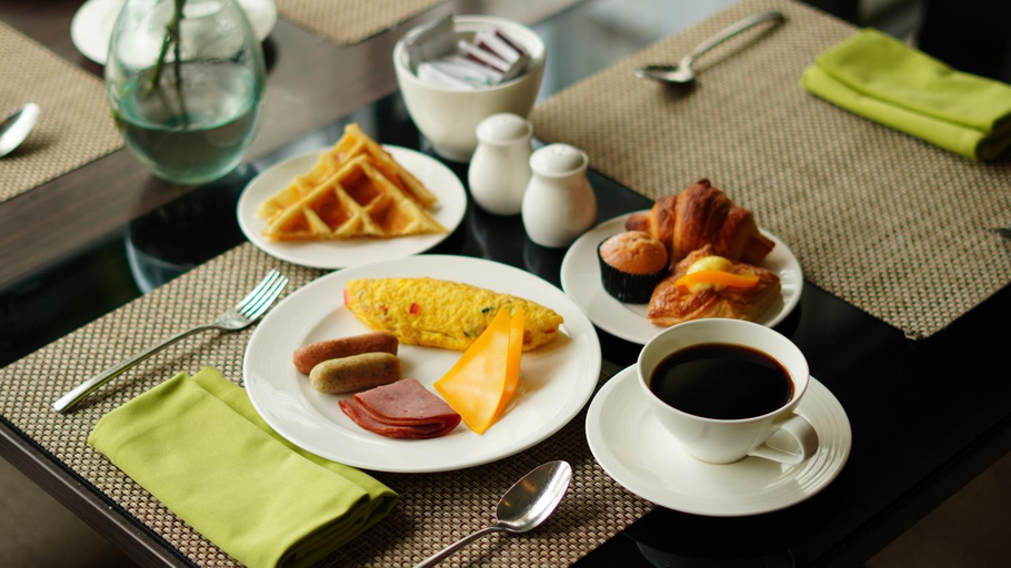 Food & Drinks 5, Hilton Garden Inn Kota Kinabalu Tuaran, Tuaran