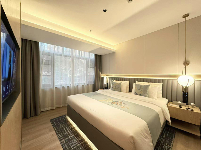 Bedroom 2, Country Inn & Suites by Radisson Xianning Media Tower, Xianning
