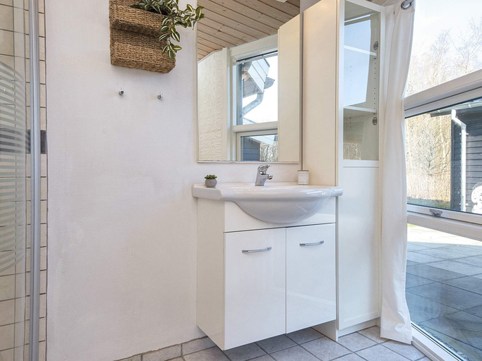 Bathroom 3, 4 star holiday home in Ansager, Varde