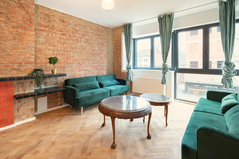 Separate living room 4, Stylish 2BR Apartment – Central Location, Antwerpen