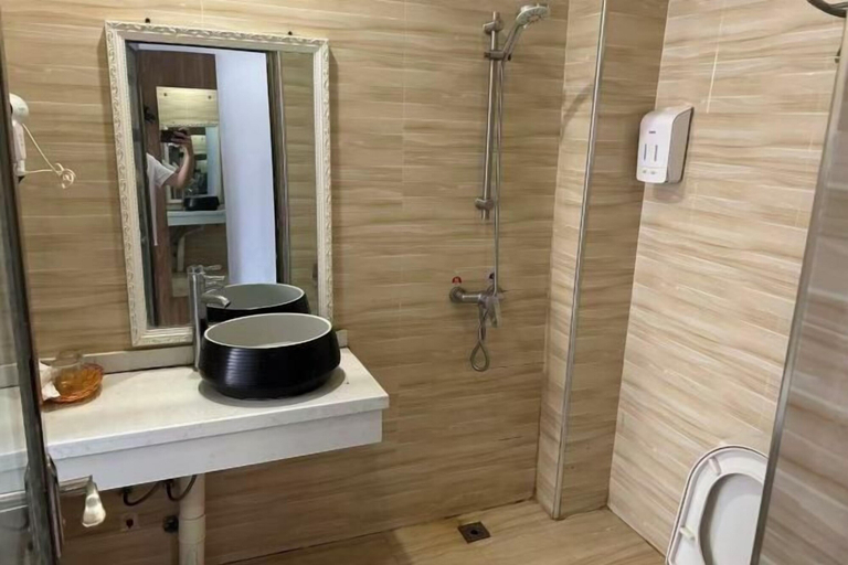 Bathroom 3, Ningming Zheshang Business Hotel, Chongzuo