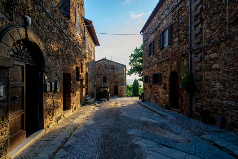 Exterior 3, Tuscan Sun Duplex With Balcony and Shared Pool, Siena