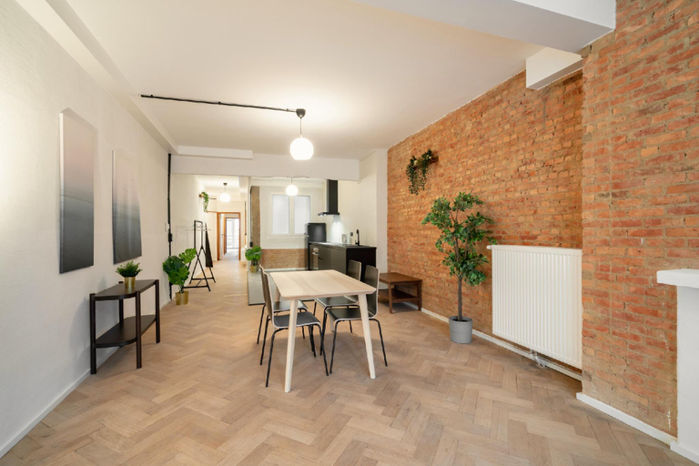 Facilities 5, 2BR Apartment – Central Station Area, Antwerpen