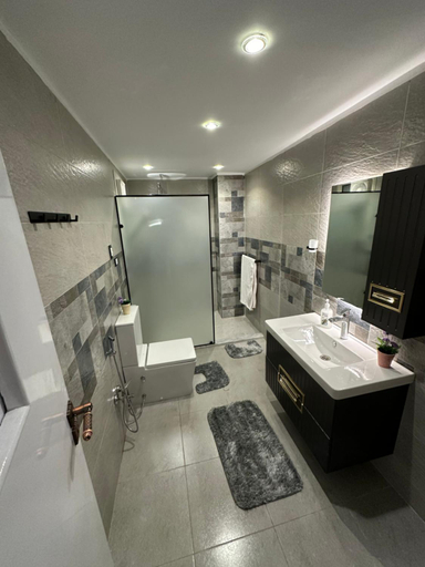 Bathroom 2, La Casa del Rey Downtown Cairo - King Ramses, 'Abdin