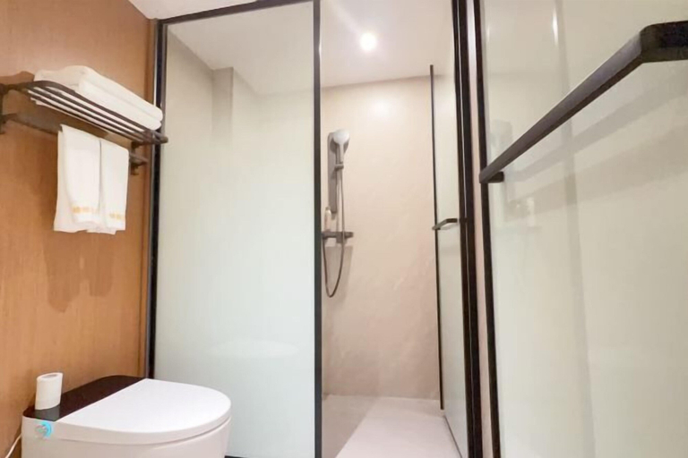 Bathroom 3, Stone Lion Jinyi Hotel, Quanzhou