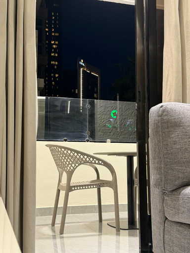 2, 001 JRE apartment with stunning boulevard veiw, Wadi Essier