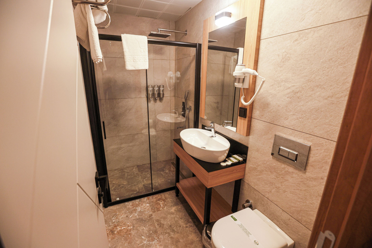 Bathroom 3, Helios Kaz Dağları 2.BLOK, Edremit