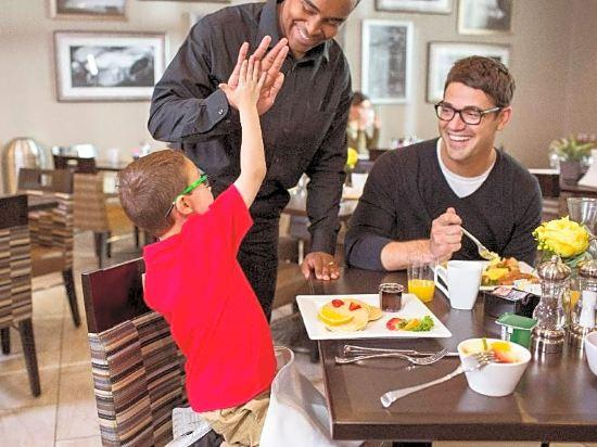 Others 3, La Casa Modesto, Ascend Hotel Collection, Stanislaus