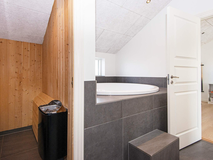 Bathroom 3, 4 star holiday home in Børkop, Vejle