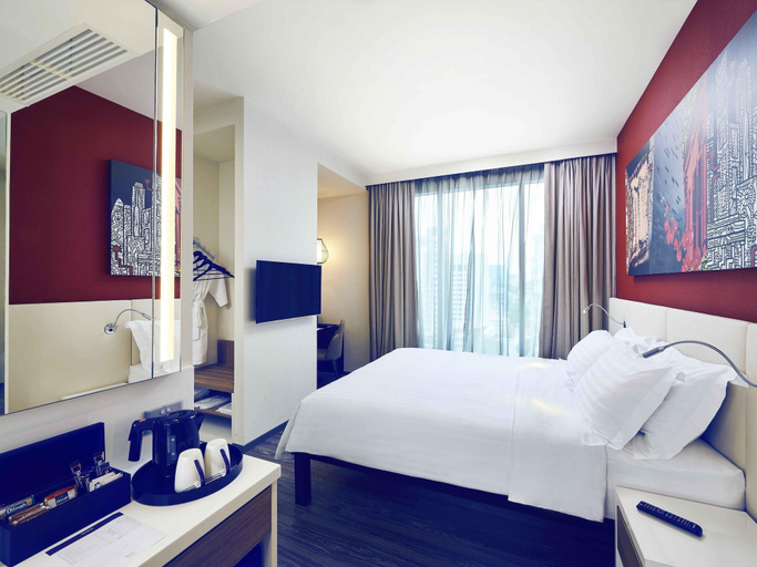 Bedroom 4, Mercure Singapore Bugis, Singapore