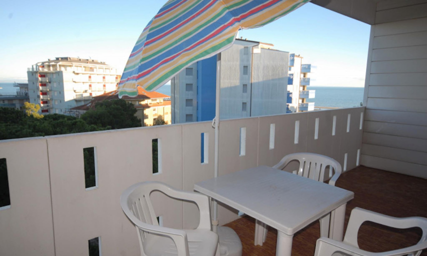 Others 4, Apartment in a Residence close to the beach and Lignano Centre, Udine