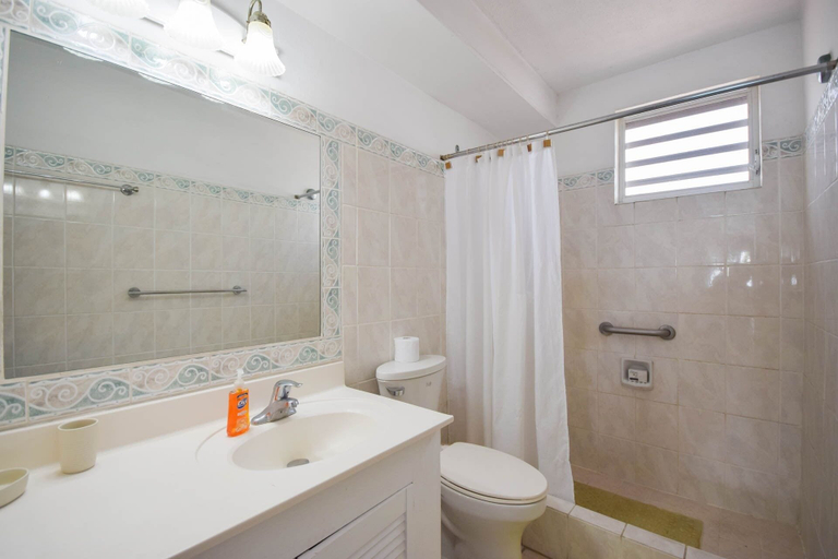 Bathroom, 3 Sea Star by BSL Rentals