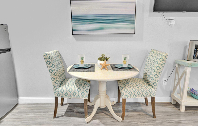 2, Seaside Escape, Okaloosa