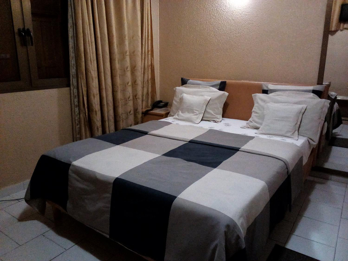 Bedroom 2, Hotel Saint Thomas, Golfe (incl Lomé)